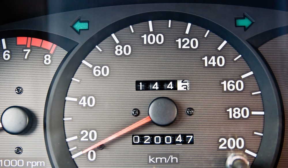 How to shop check odometer fraud